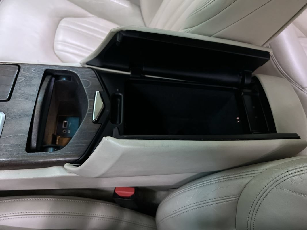 Used 2015 Maserati Ghibli RWD image 25