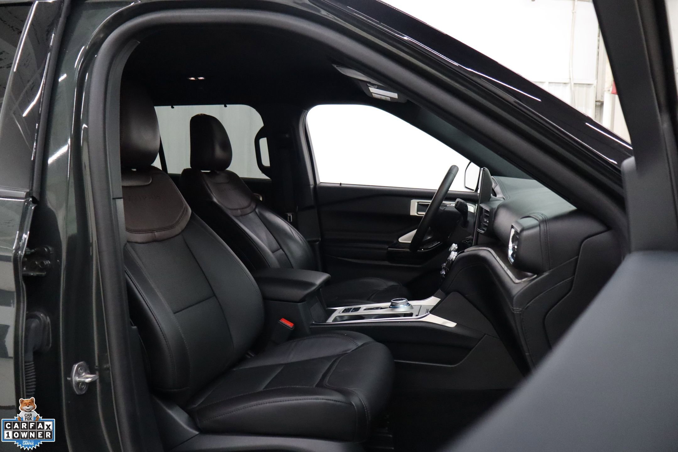 Certified 2023 Ford Explorer Platinum w/ Technology Package image 33