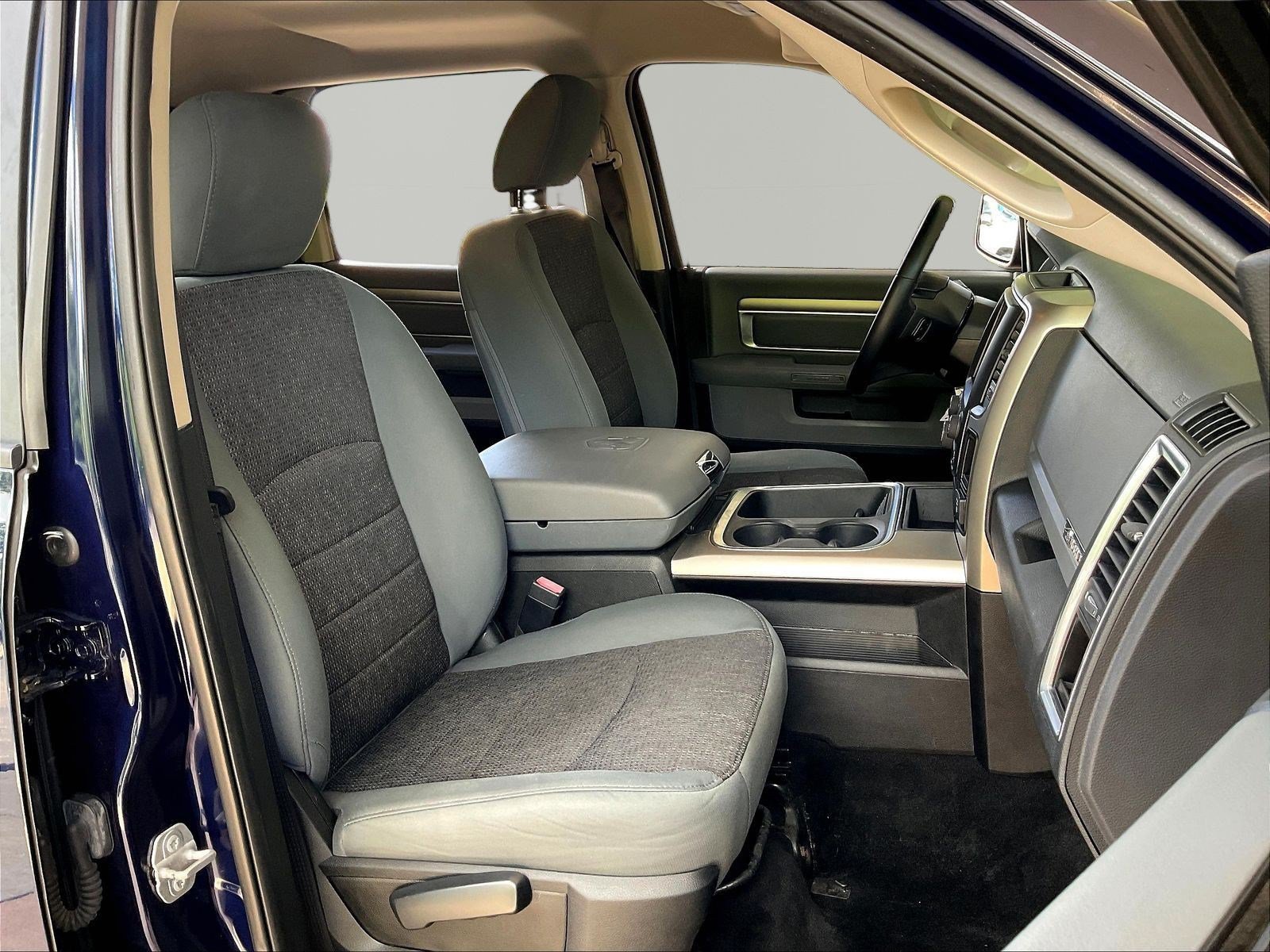 Used 2018 RAM 1500 Big Horn AWD/4WD image 30
