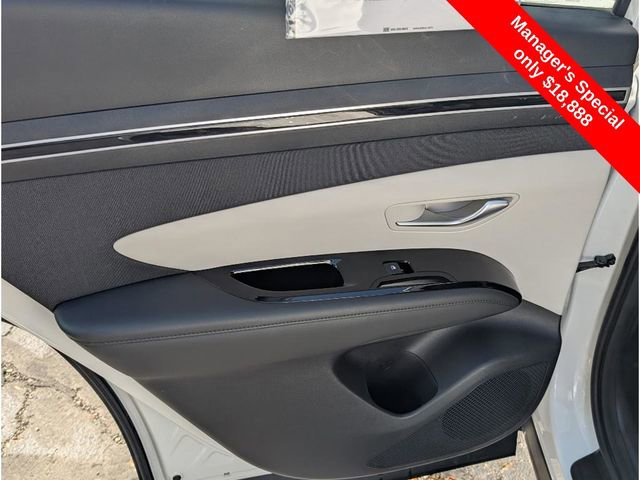 Certified 2022 Hyundai Tucson SEL image 11