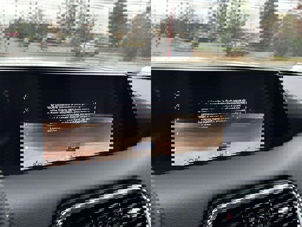 New 2025 Nissan Armada SL w/ Captain's Chari Seat Package image 28