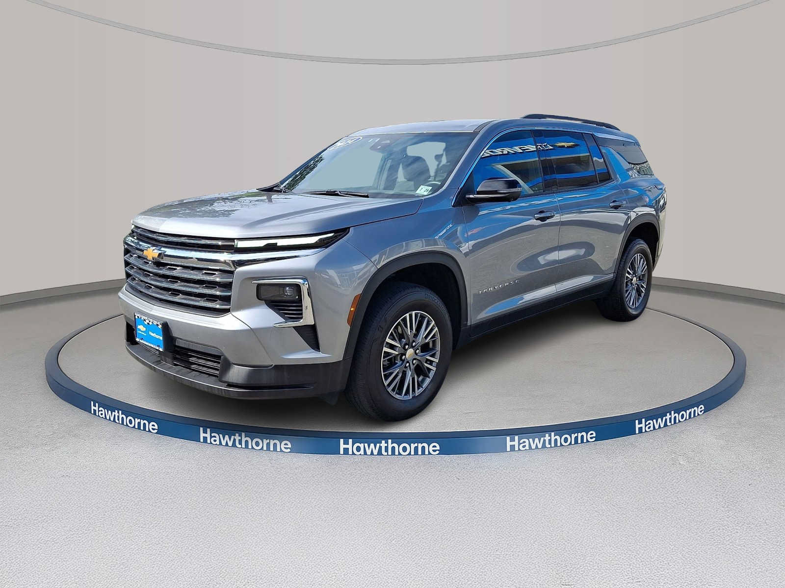 Used 2024 Chevrolet Traverse LT AWD/4WD image 3