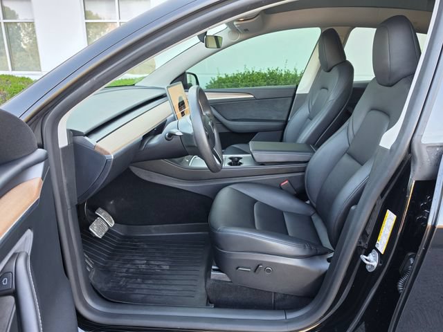 Used 2025 Tesla Model Y Long Range AWD/4WD image 24
