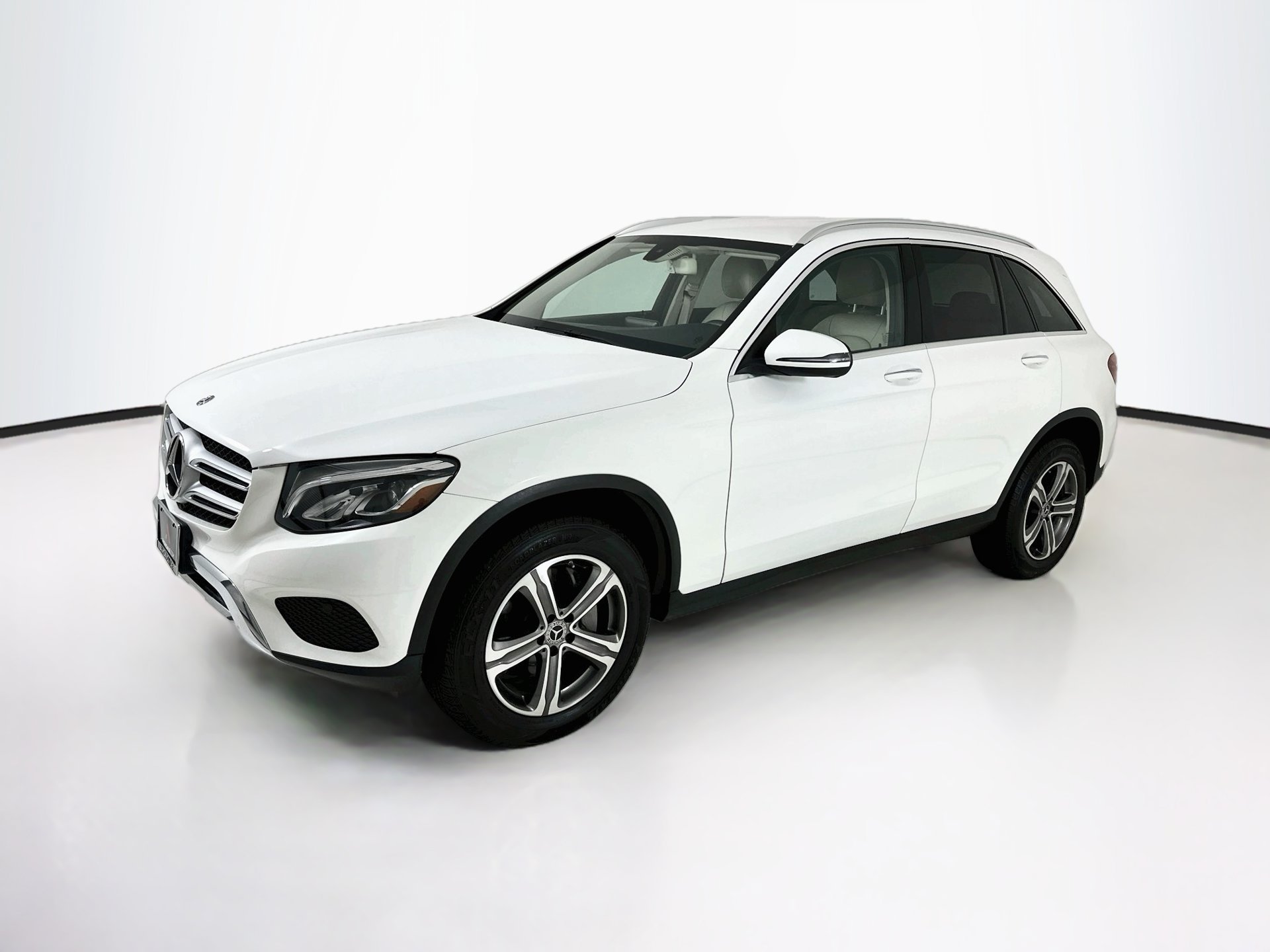 Used 2019 Mercedes-Benz GLC 300 image 3