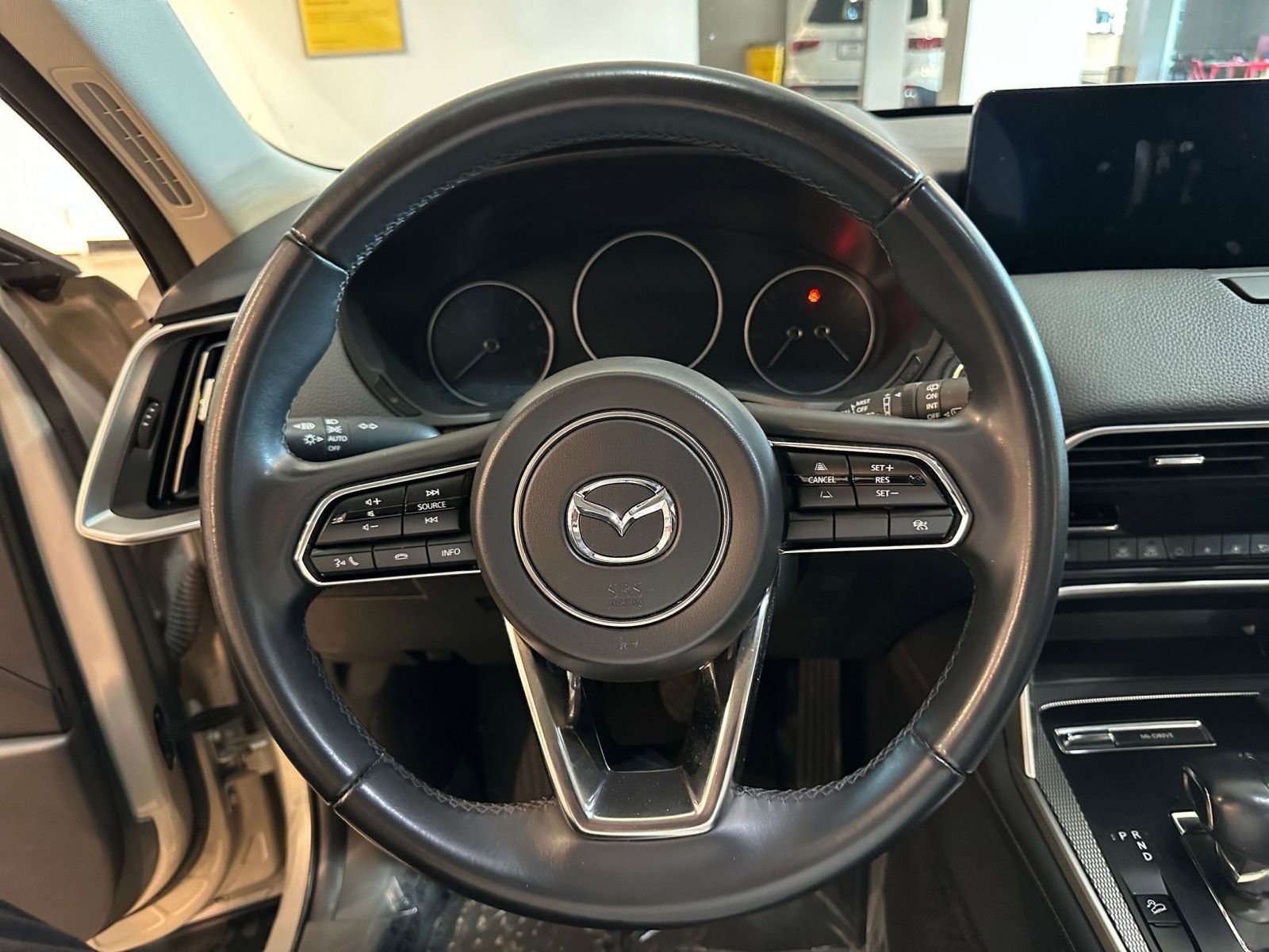 Used 2025 MAZDA CX-90 3.3 Turbo w/ Preferred Package AWD/4WD image 29