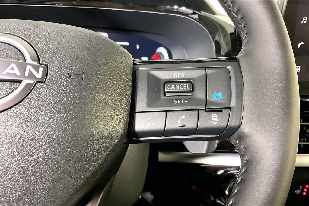 New 2026 Nissan Pathfinder SL FWD image 24