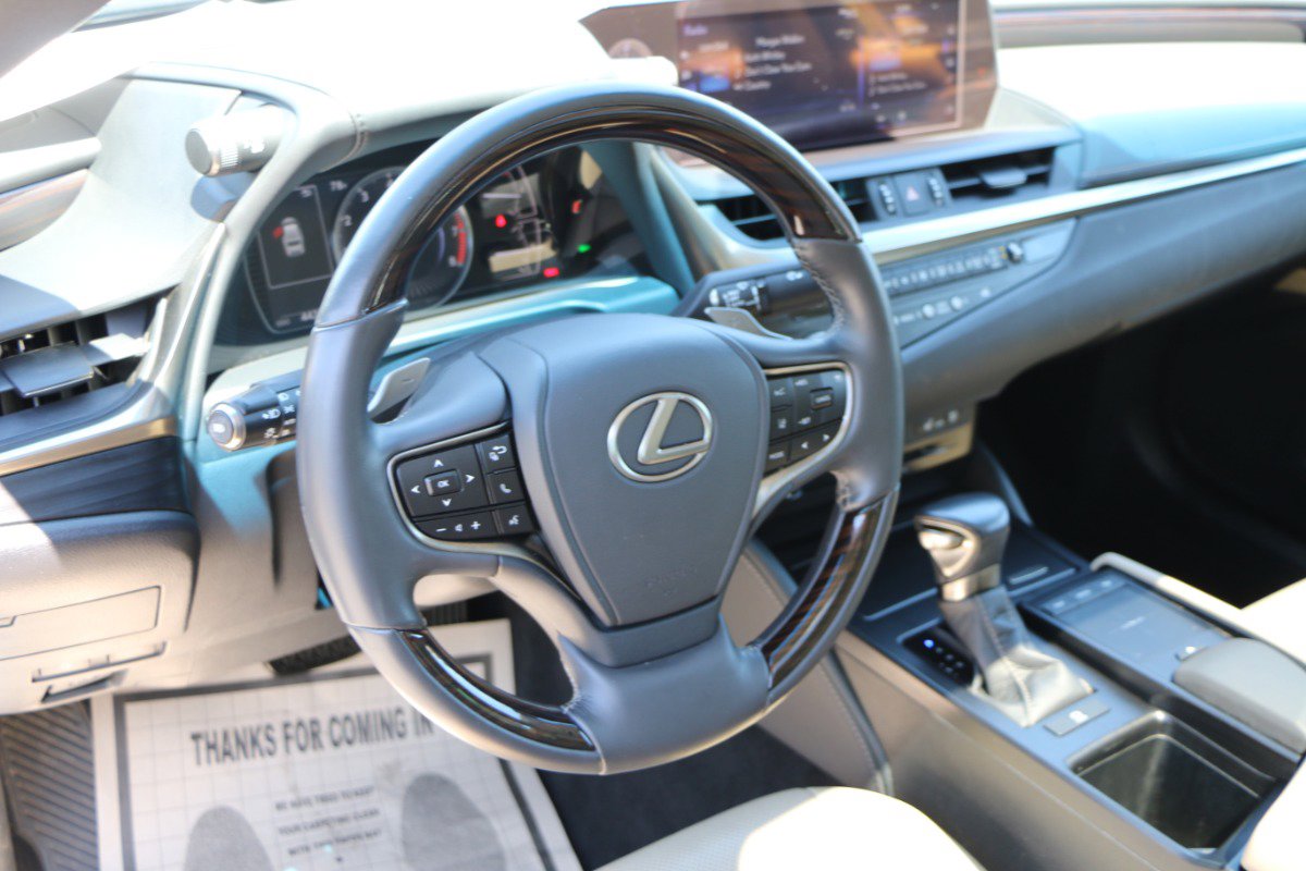Used 2021 Lexus ES 350 w/ Premium Package FWD image 19