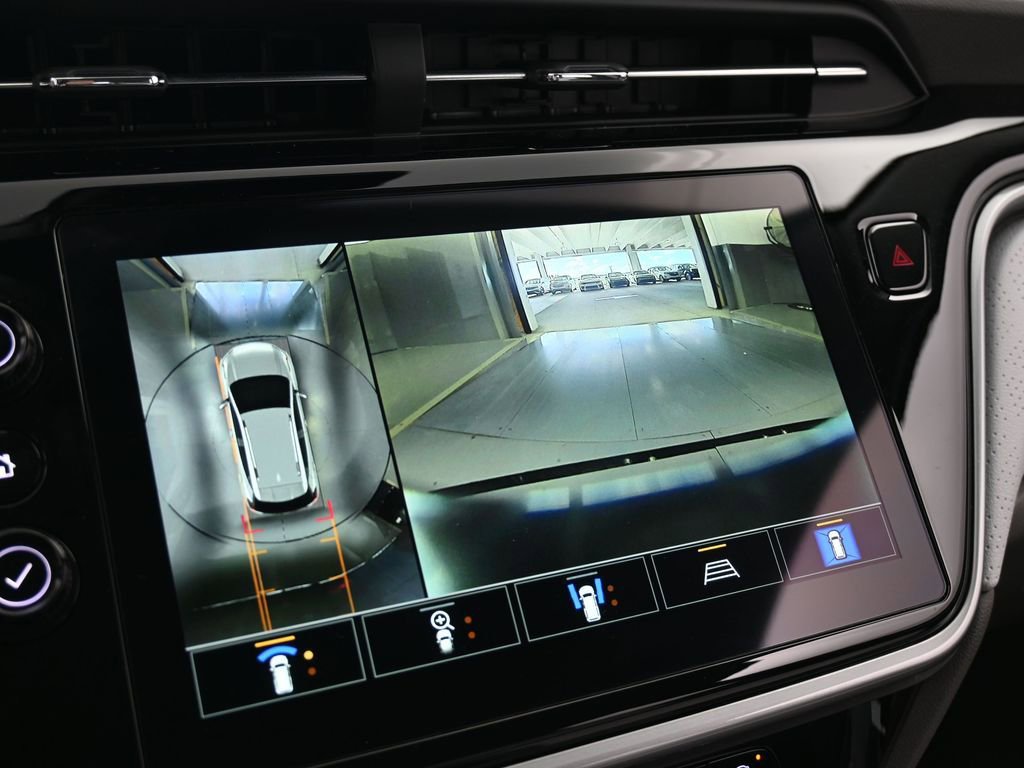 Used 2023 Chevrolet Bolt EUV Premier image 24