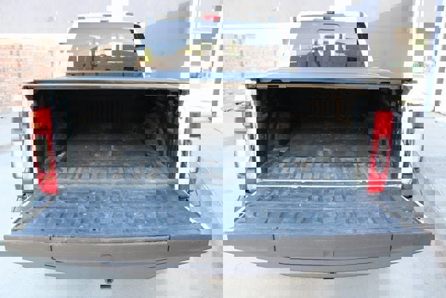 Used 2021 Ford F250 Platinum w/ FX4 Off-Road Package image 32