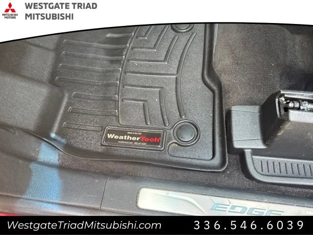 Used 2019 Ford Edge Titanium w/ Equipment Group 301A FWD image 15