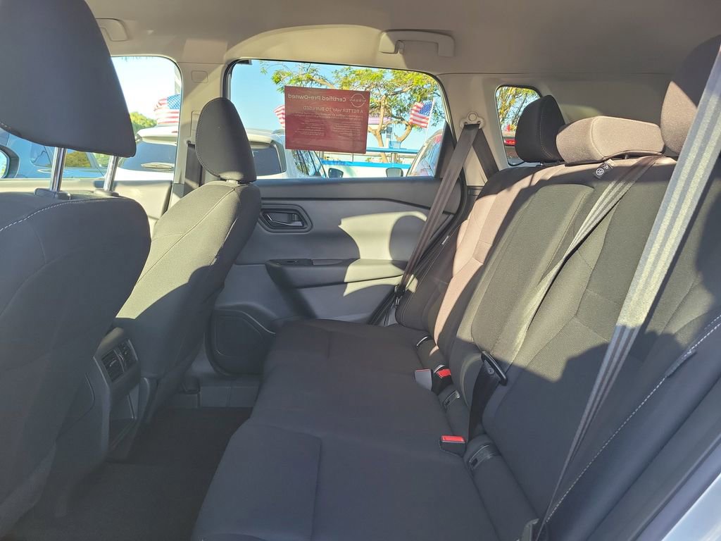 Certified 2025 Nissan Rogue S image 7