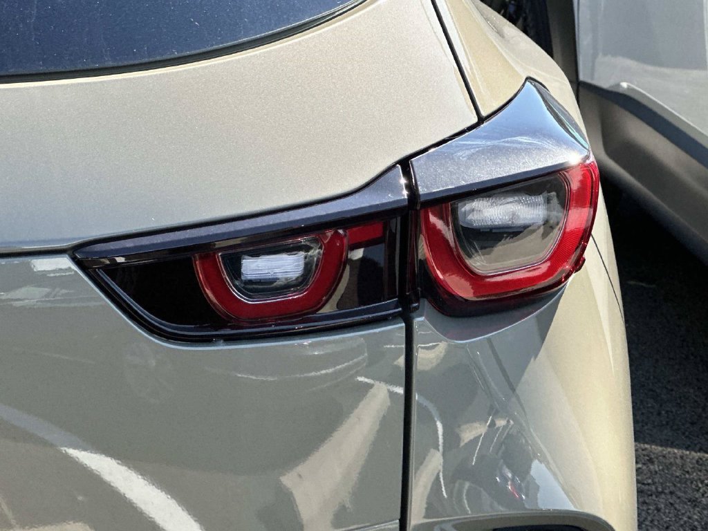 New 2026 MAZDA CX-50 Meridian Edition w/ Weather Package AWD/4WD image 7