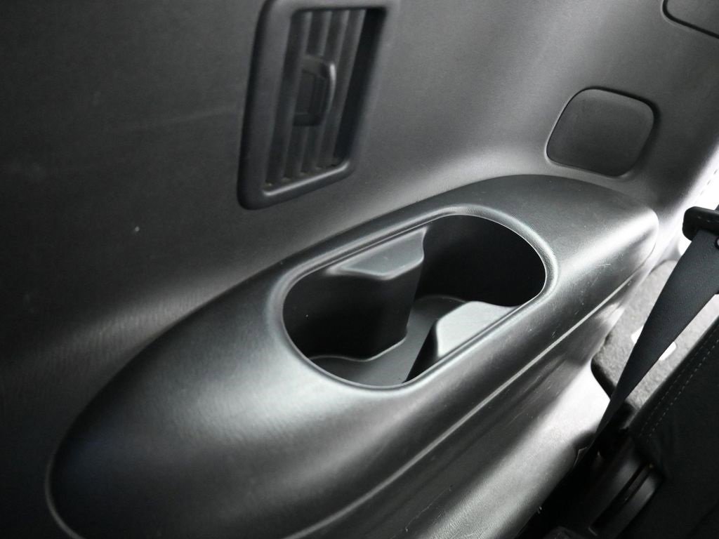 Used 2013 Nissan Pathfinder S image 33