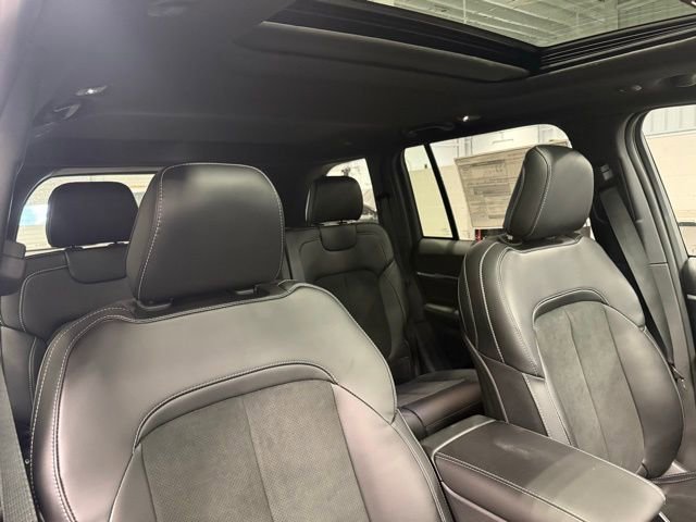 New 2026 Jeep Grand Cherokee Laredo image 25