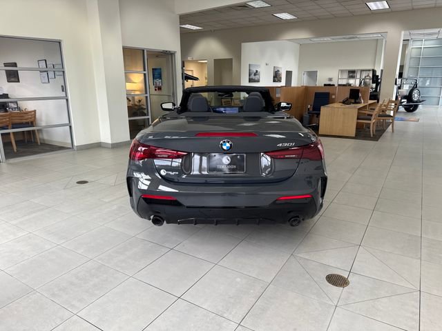 Used 2025 BMW 430i Convertible w/ M Sport Package RWD image 7