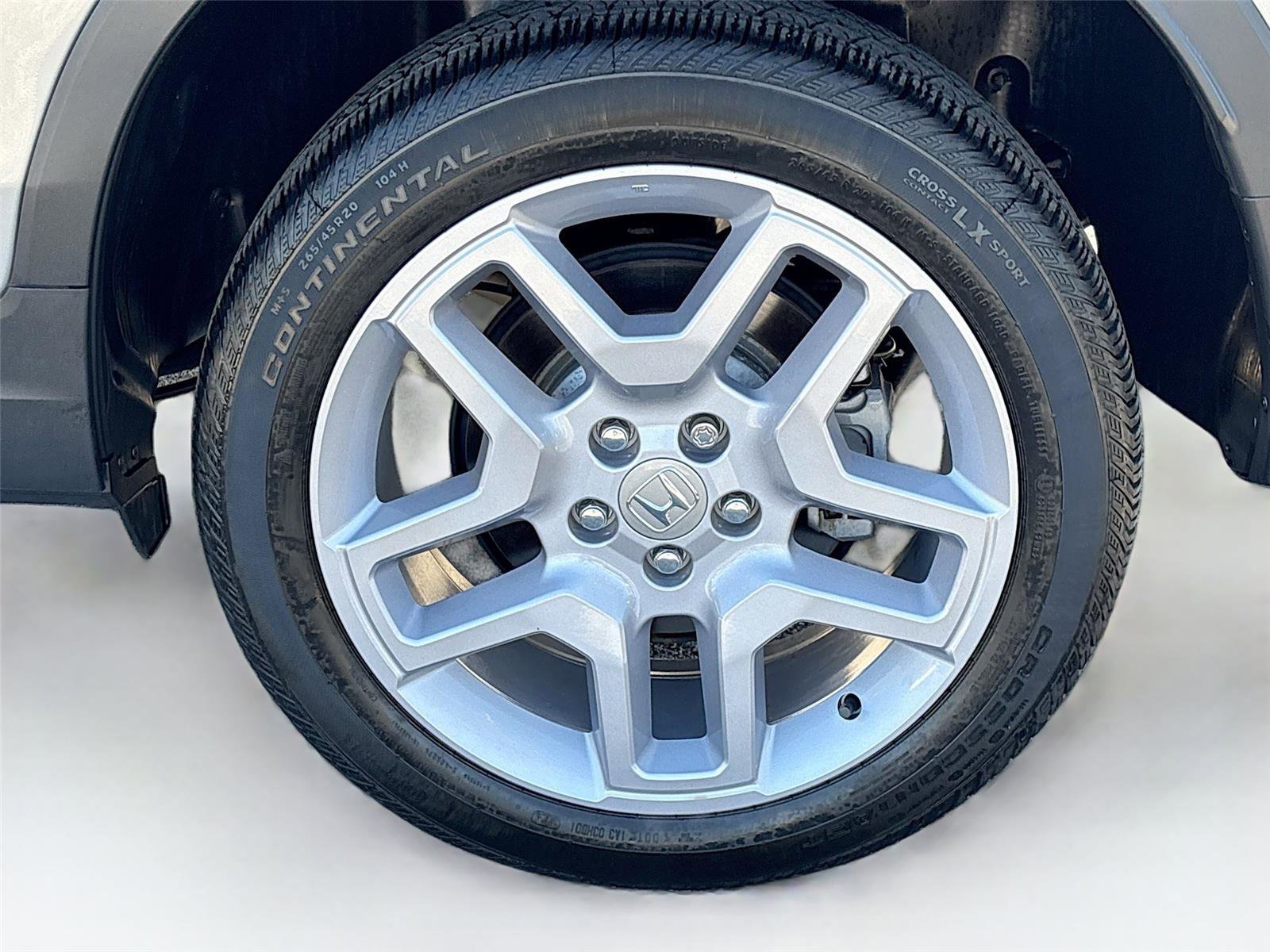 Certified 2025 Honda Passport EX-L image 36