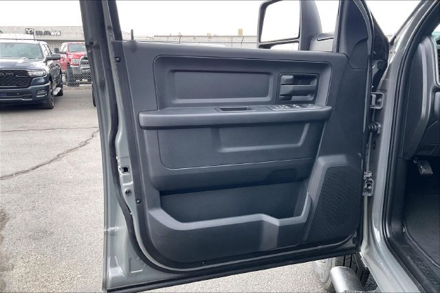 New 2027 RAM 3500 Tradesman AWD/4WD image 25