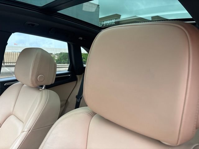 Used 2021 Porsche Macan S AWD/4WD image 9