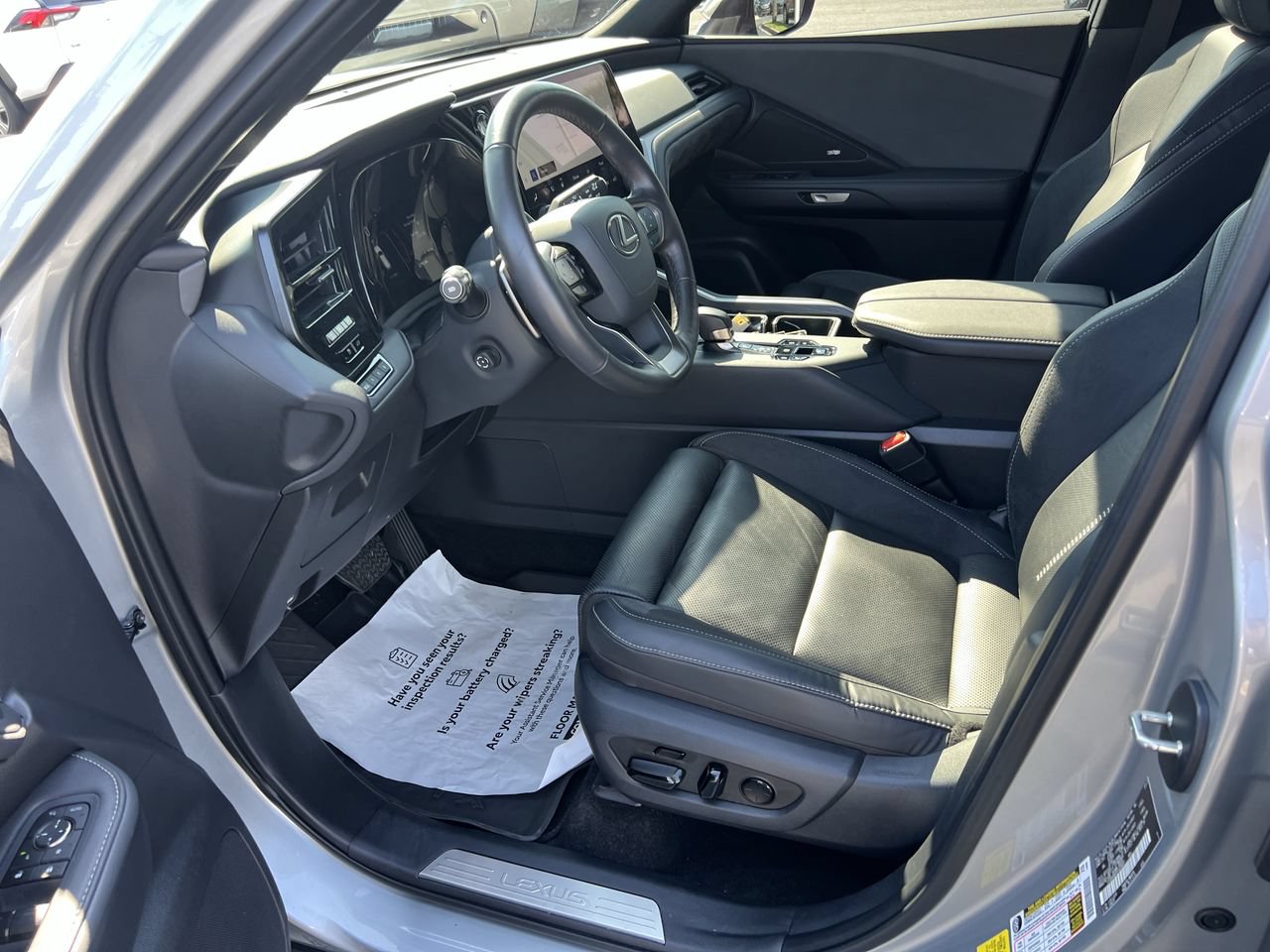 Used 2025 Lexus TX 350 AWD w/ Technology Package image 16