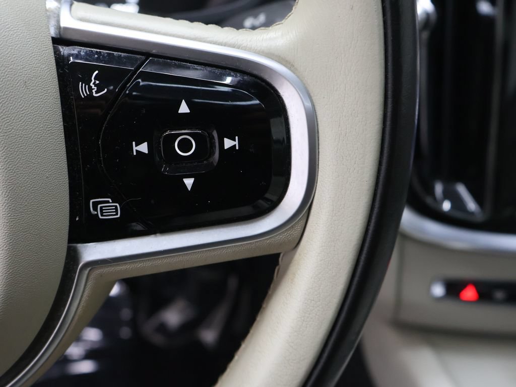 Used 2019 Volvo S60 T5 Momentum w/ Premium Package FWD image 20