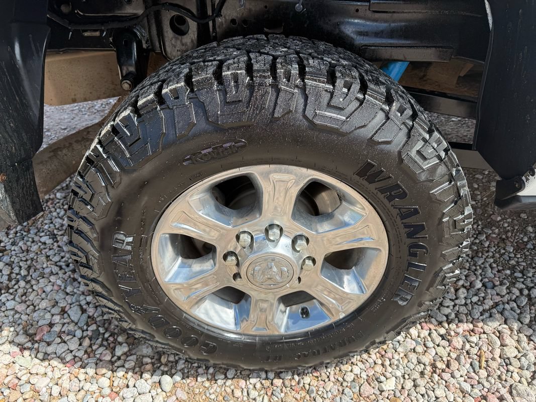 Used 2024 RAM 2500 Big Horn w/ Off Road Package AWD/4WD image 13