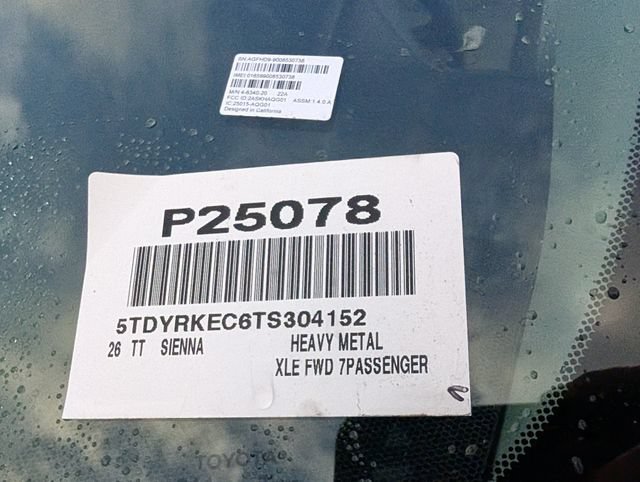 Certified 2026 Toyota Sienna XLE FWD image 35