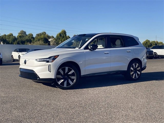 New 2025 Volvo EX90 Plus w/ Protection Package Premier image 2