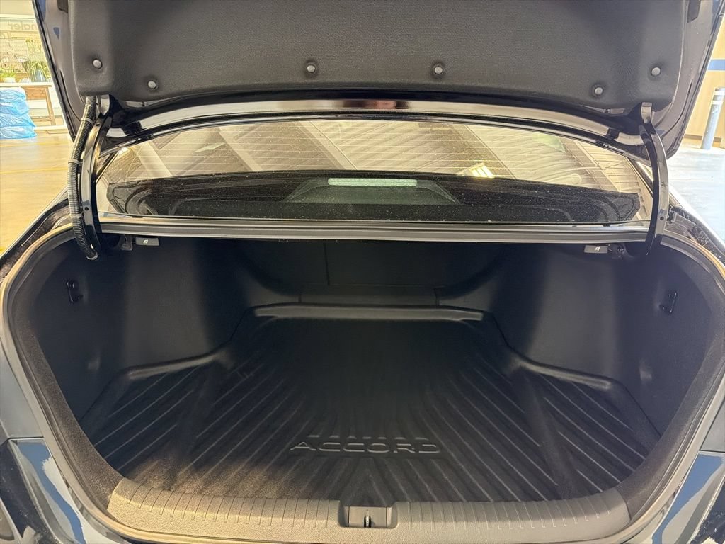 Certified 2025 Honda Accord SE image 28