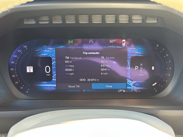 Certified 2023 Volvo XC90 B6 Plus w/ Protection Package Premier AWD/4WD image 28