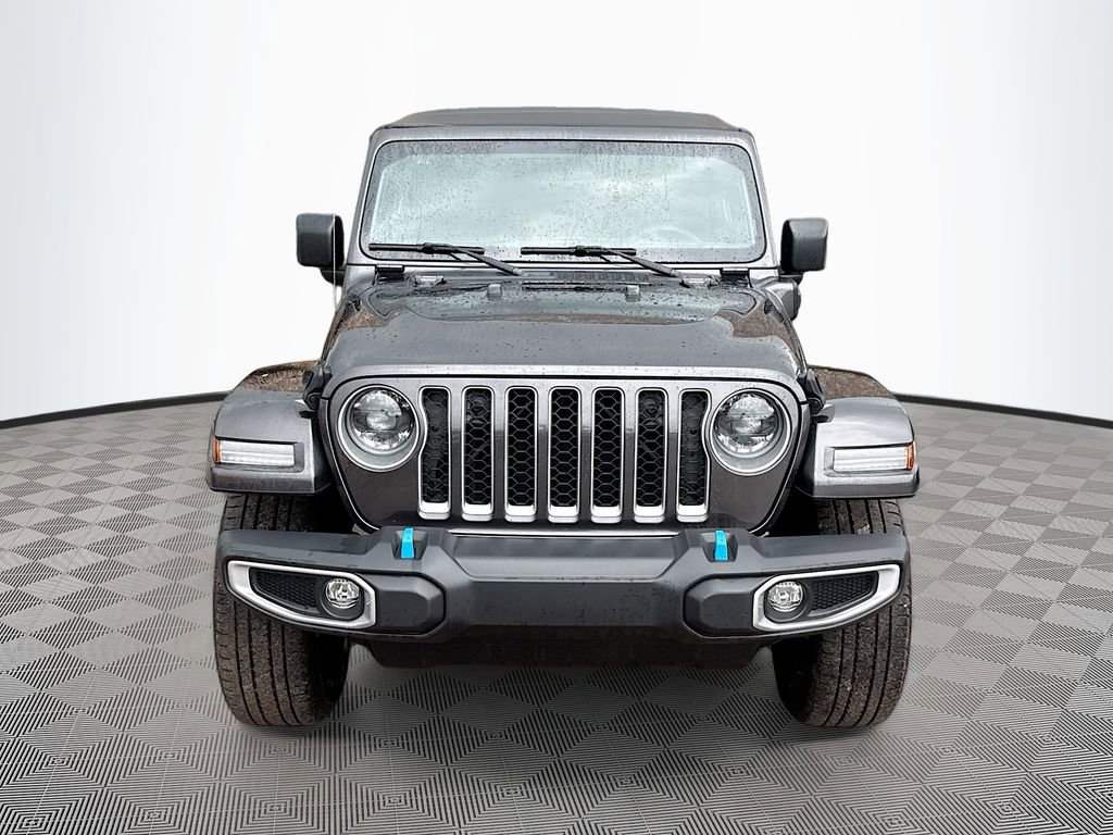 Used 2023 Jeep Wrangler Unlimited Sahara w/ Cold Weather Group image 2