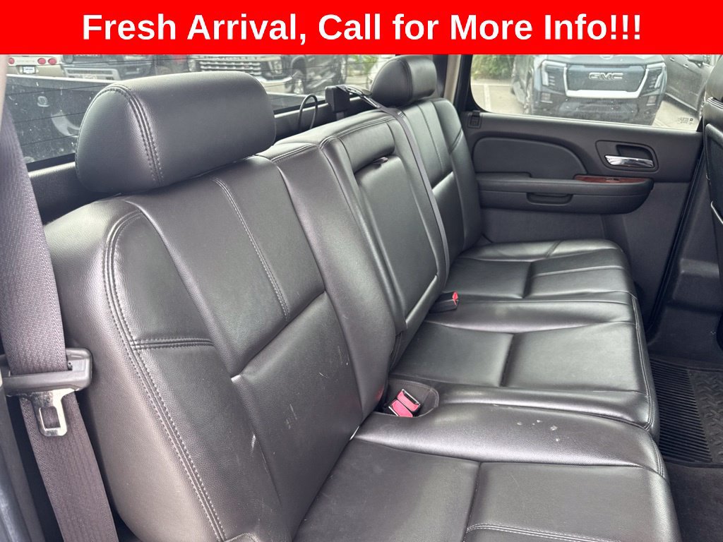 Used 2011 Chevrolet Silverado 2500 LTZ w/ LTZ Plus Package AWD/4WD image 8