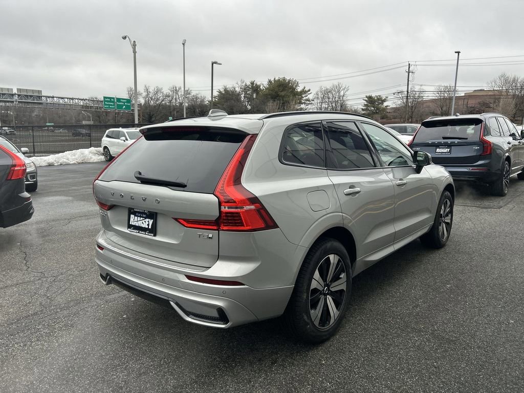 Used 2025 Volvo XC60 T8 Core w/ Protection Package Premier image 8