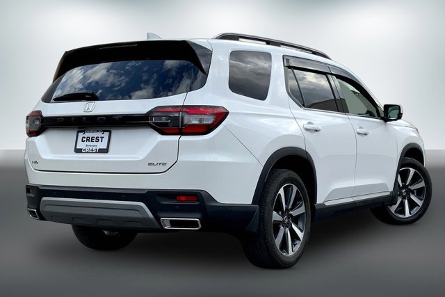 Used 2023 Honda Pilot Elite image 12