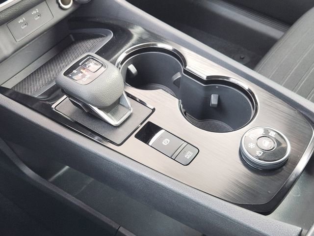 Certified 2025 Nissan Rogue SV AWD/4WD image 18