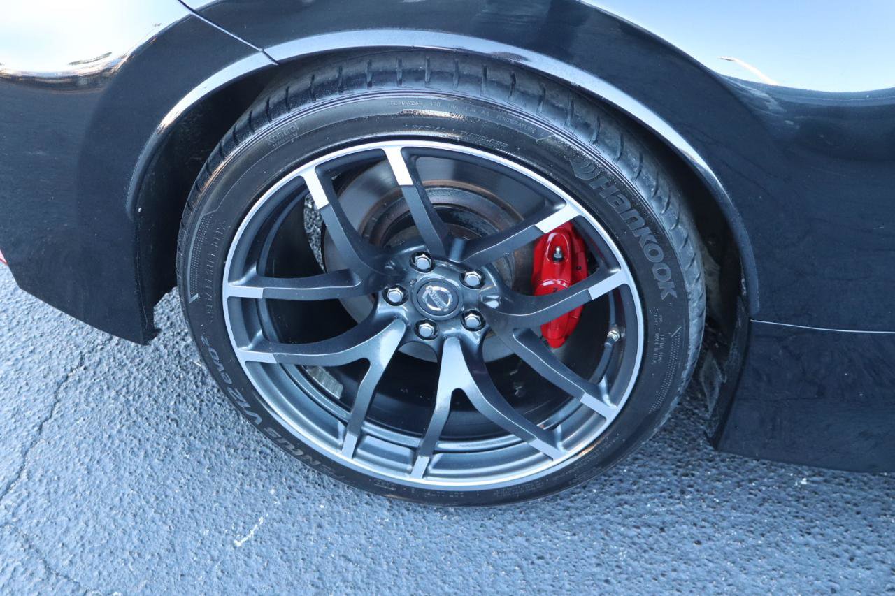 Used 2020 Nissan 370Z NISMO image 34