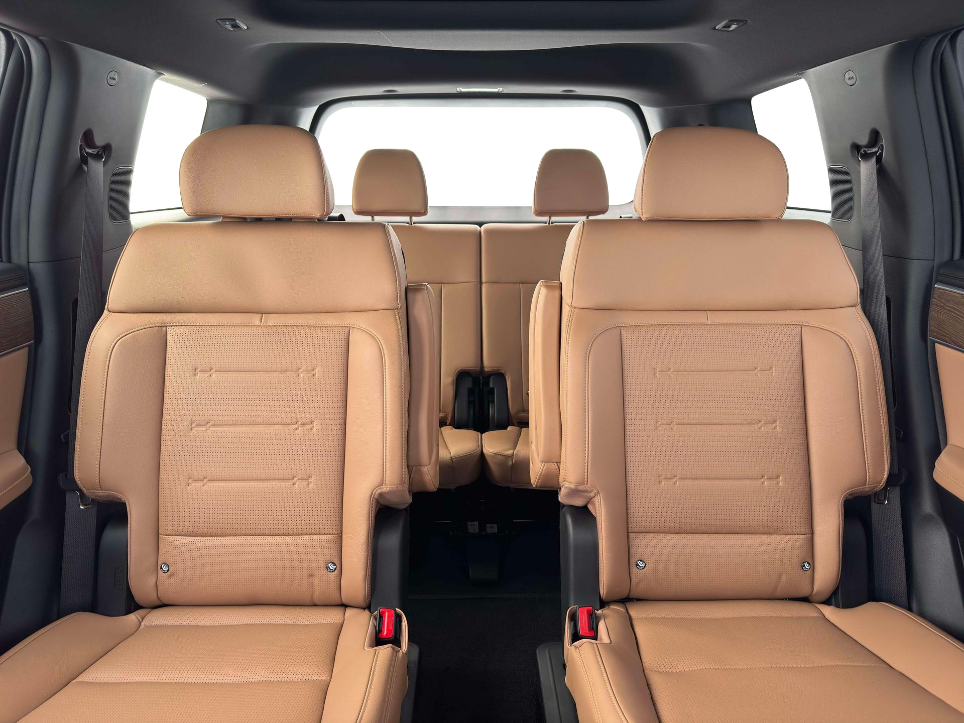 New 2026 Hyundai Santa Fe Limited AWD/4WD image 16