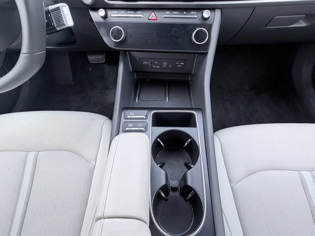 Used 2025 Hyundai Sonata SEL image 17