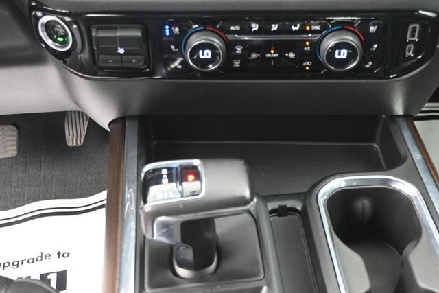 Used 2022 Chevrolet Silverado 1500 High Country w/ Technology Package AWD/4WD image 19