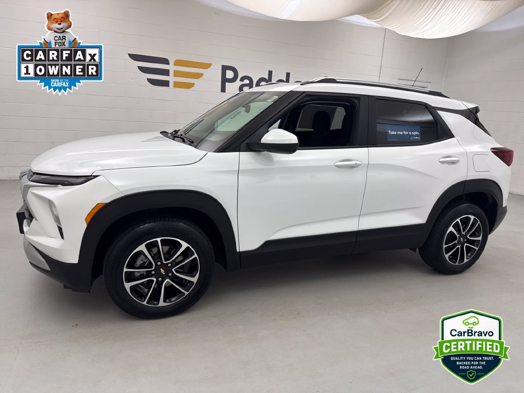 Used 2024 Chevrolet TrailBlazer LT w/ LT Cold Weather Package AWD/4WD image 3