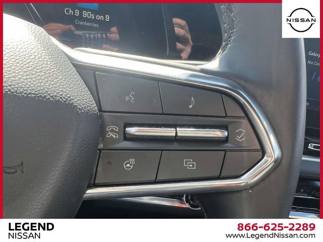 Used 2025 Chevrolet Equinox LT AWD/4WD image 23