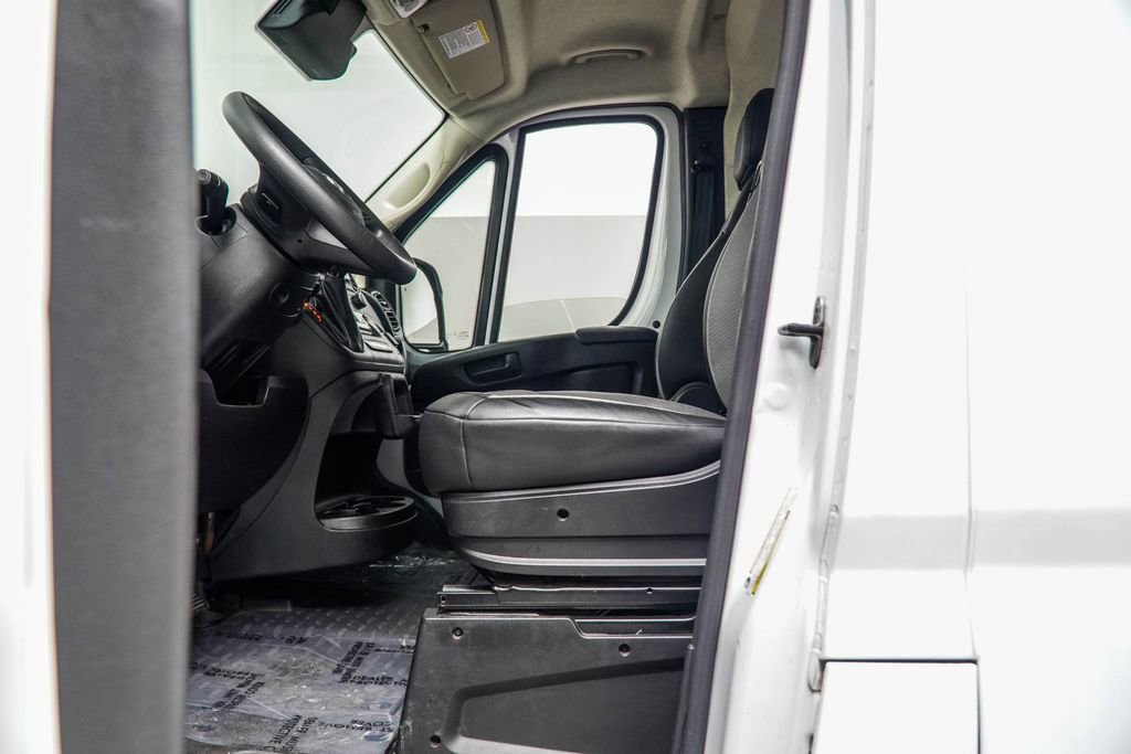 Used 2024 RAM ProMaster 2500 w/ Convenience Group FWD image 29