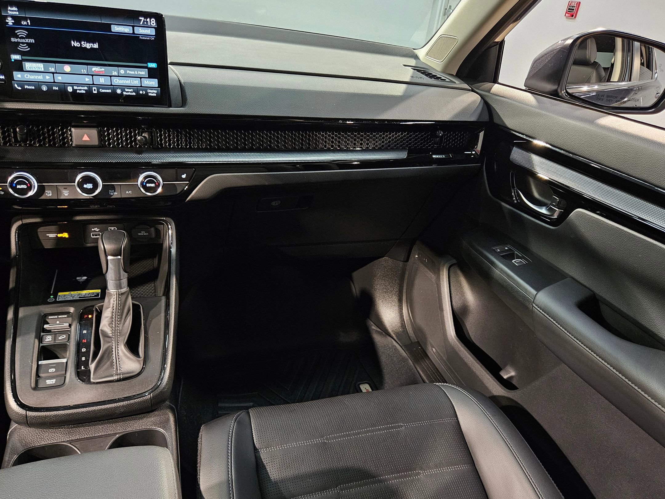 Used 2024 Honda CR-V EX-L image 11