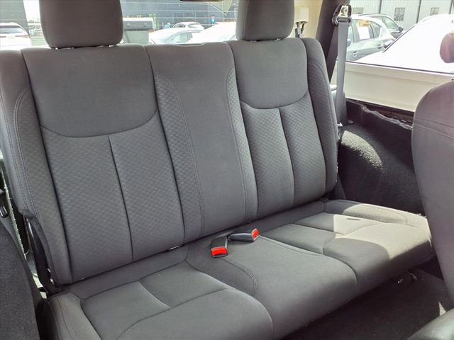 Used 2018 Jeep Wrangler Sport image 19