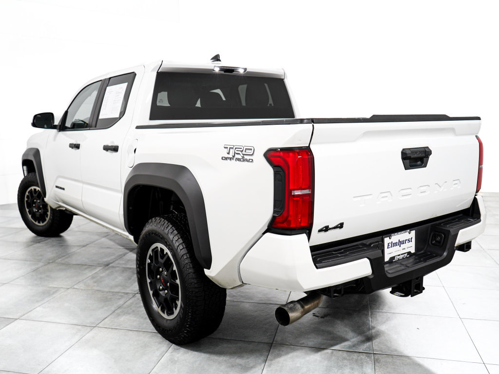 Used 2025 Toyota Tacoma TRD Off-Road AWD/4WD image 5