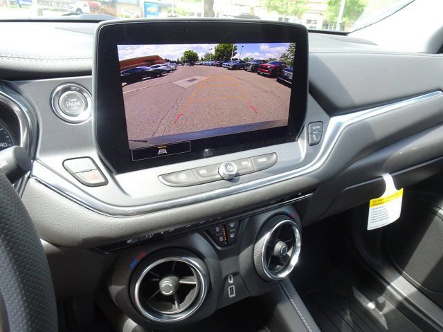 New 2026 Chevrolet Blazer LT w/ Midnight/Sport Edition FWD image 10