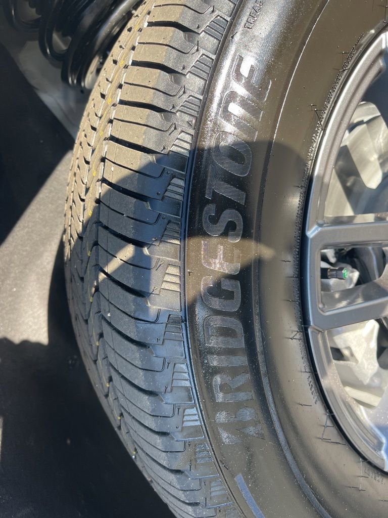 New 2026 GMC Acadia Elevation image 34