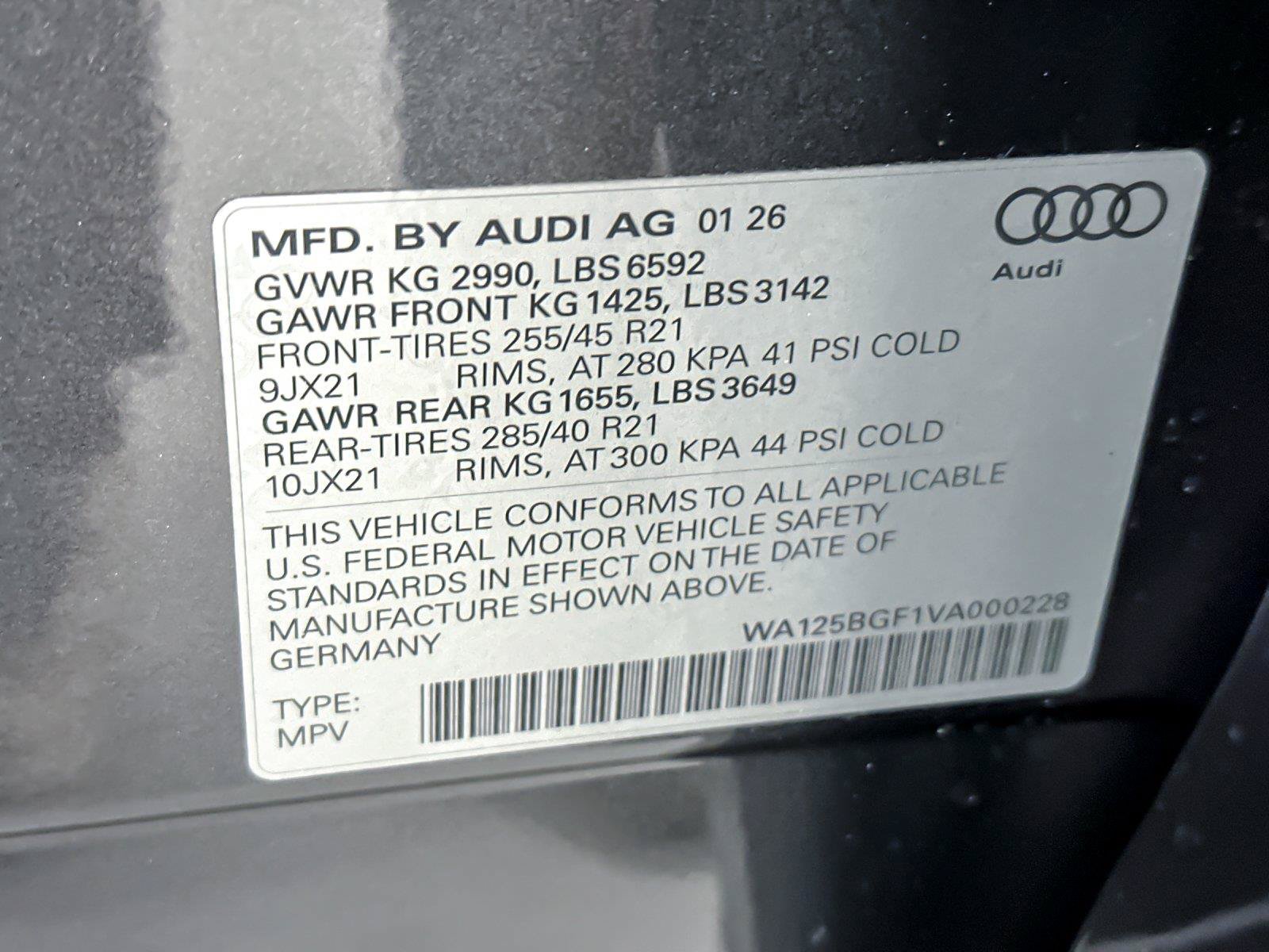 New 2027 Audi SQ6 e-tron Premium Plus AWD/4WD image 27