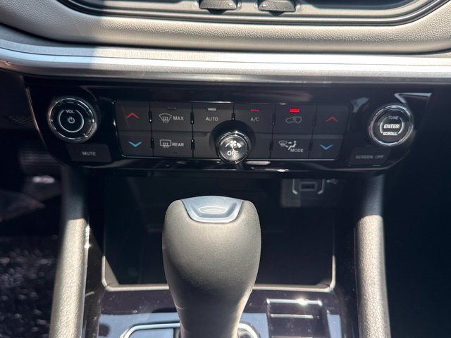 New 2026 Jeep Compass Limited AWD/4WD image 17