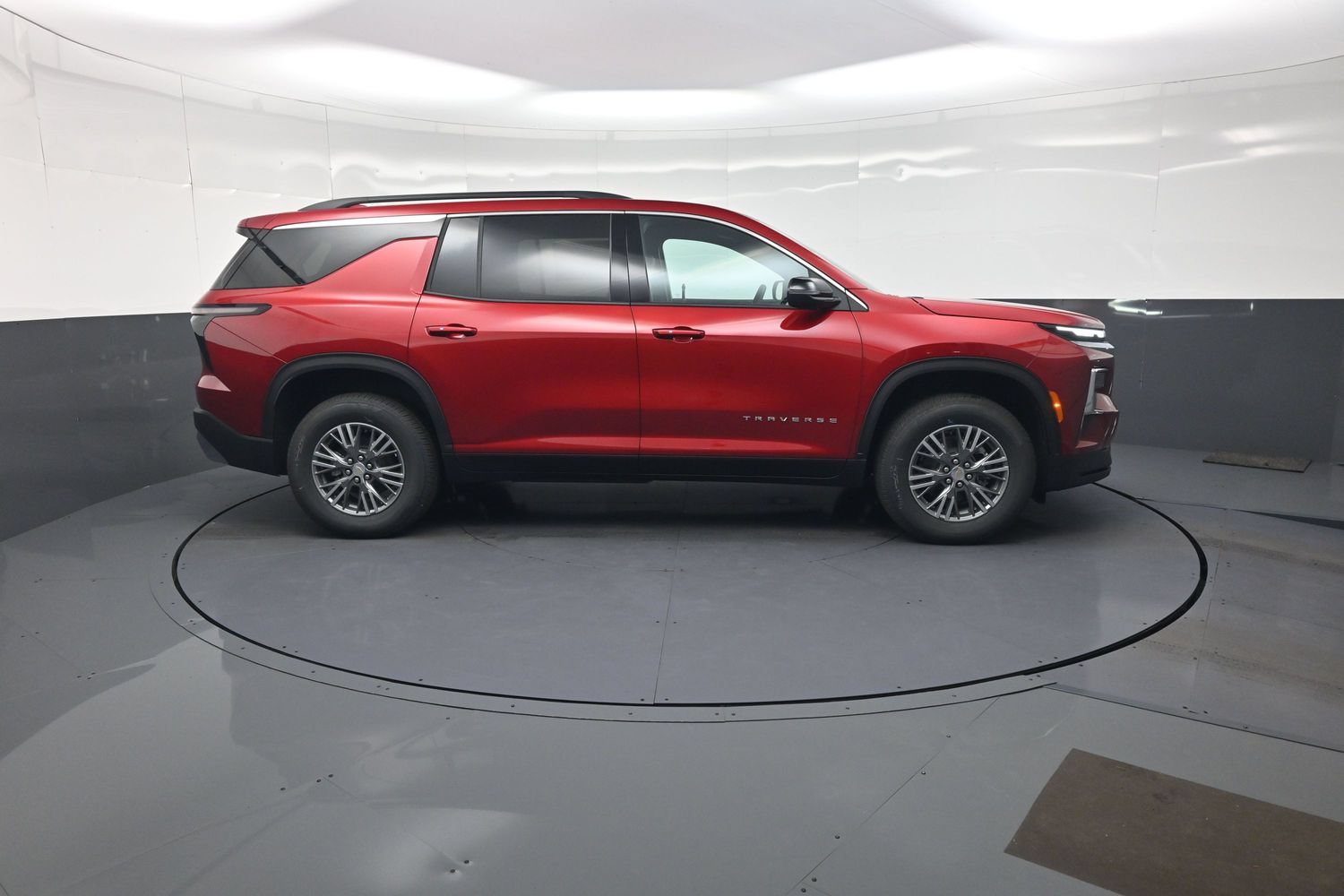 New 2026 Chevrolet Traverse LT AWD/4WD image 2