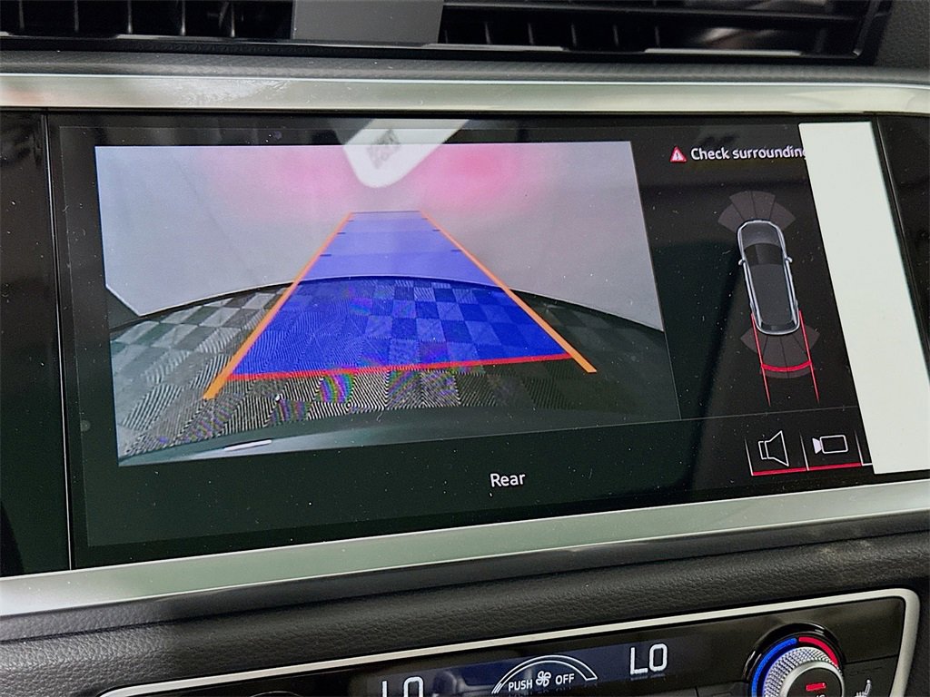 New 2025 Audi Q3 2.0T Premium image 23